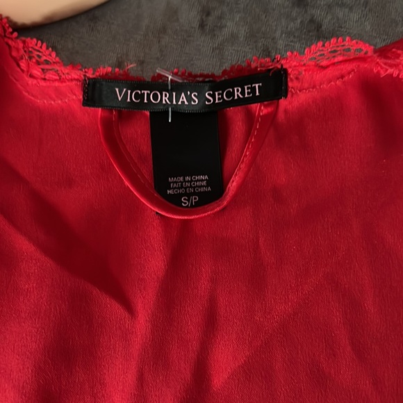 Victoria secret 2 piece set pajama silk satin dress and robe coverup bows red - Picture 7 of 7